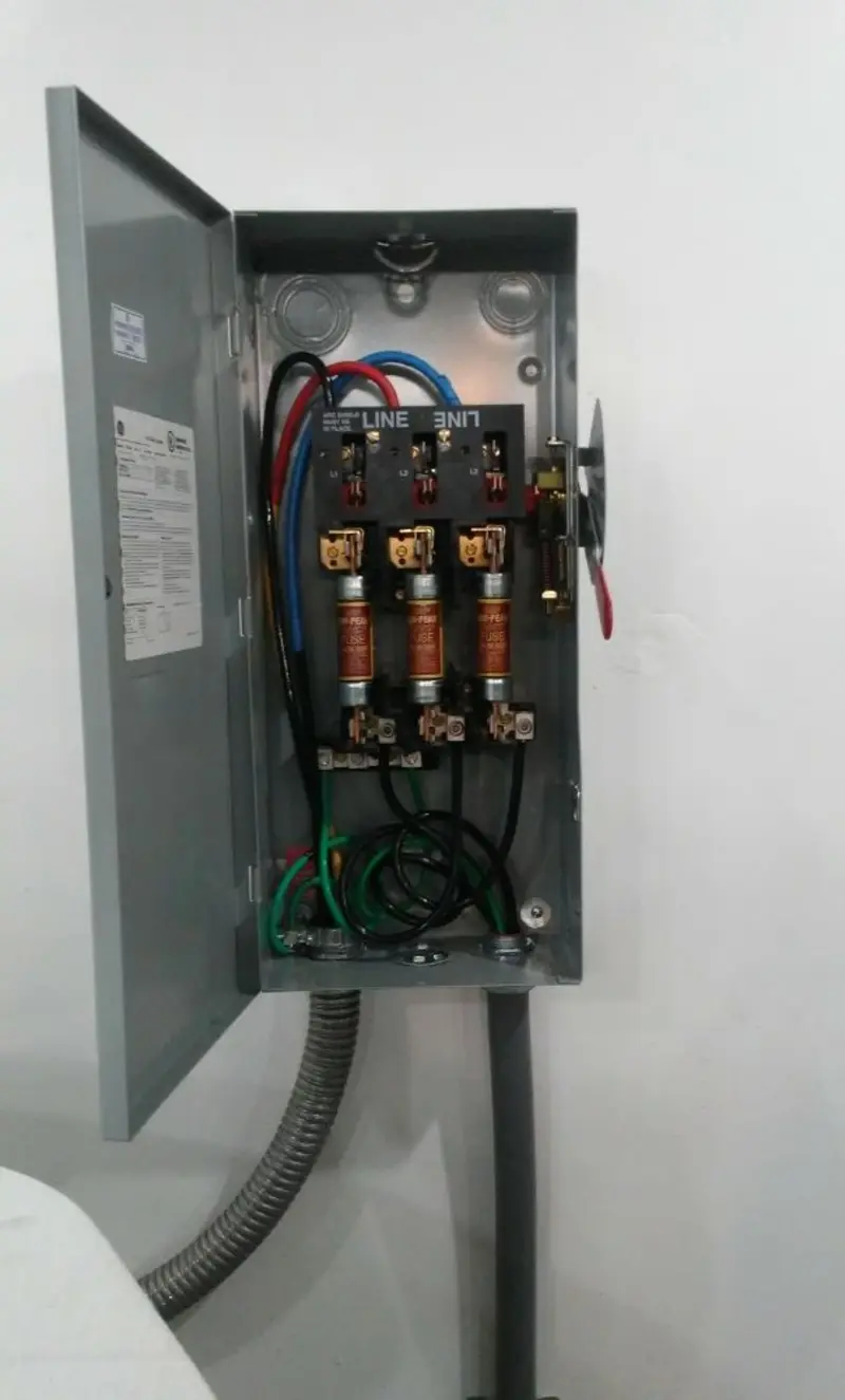 Three-phase disconnect switch installed for Electrical Wiring & Rewiring in Prunedale